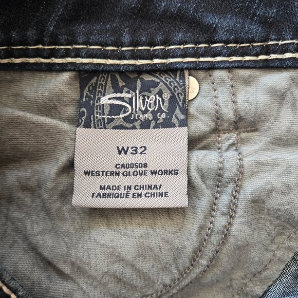 Silver Suki Capris - Picture 8 of 8